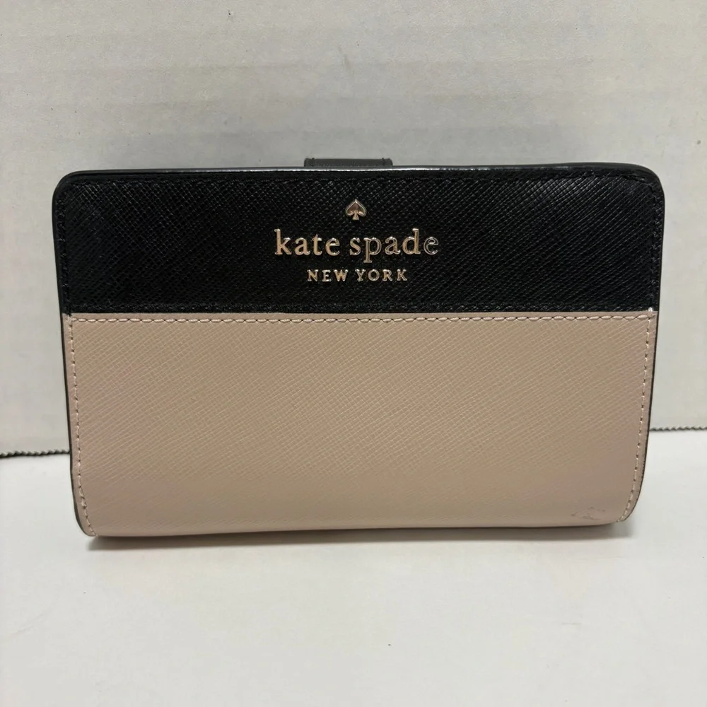 Kate Spade Medium Bifold Wallet
